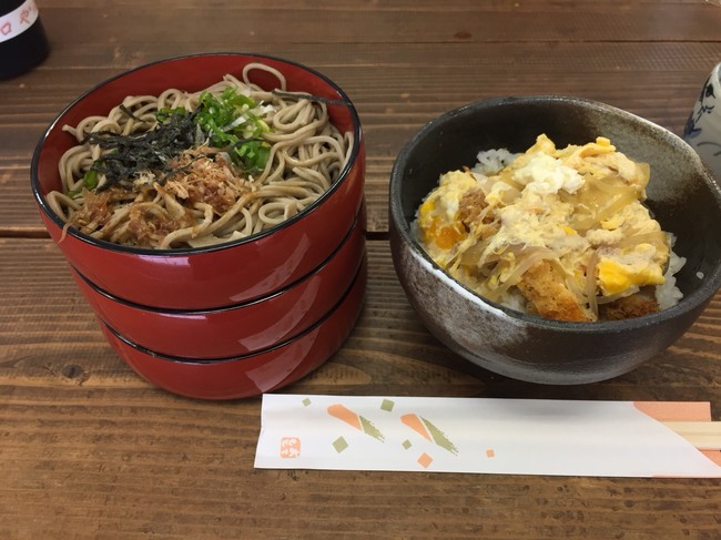 そば・かつ丼