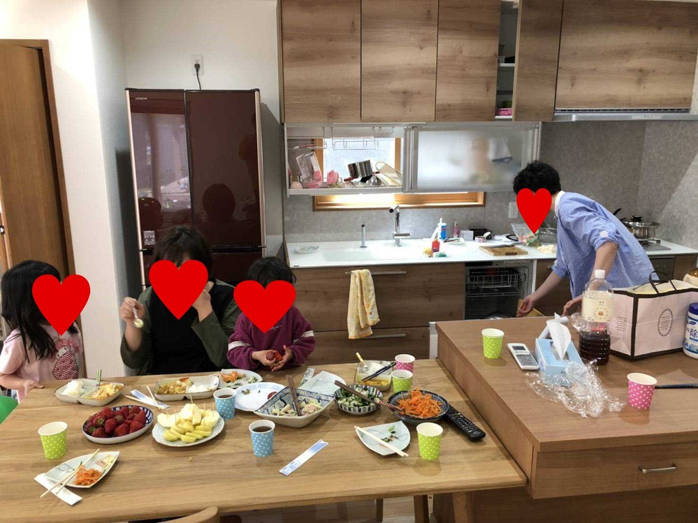 テーブル